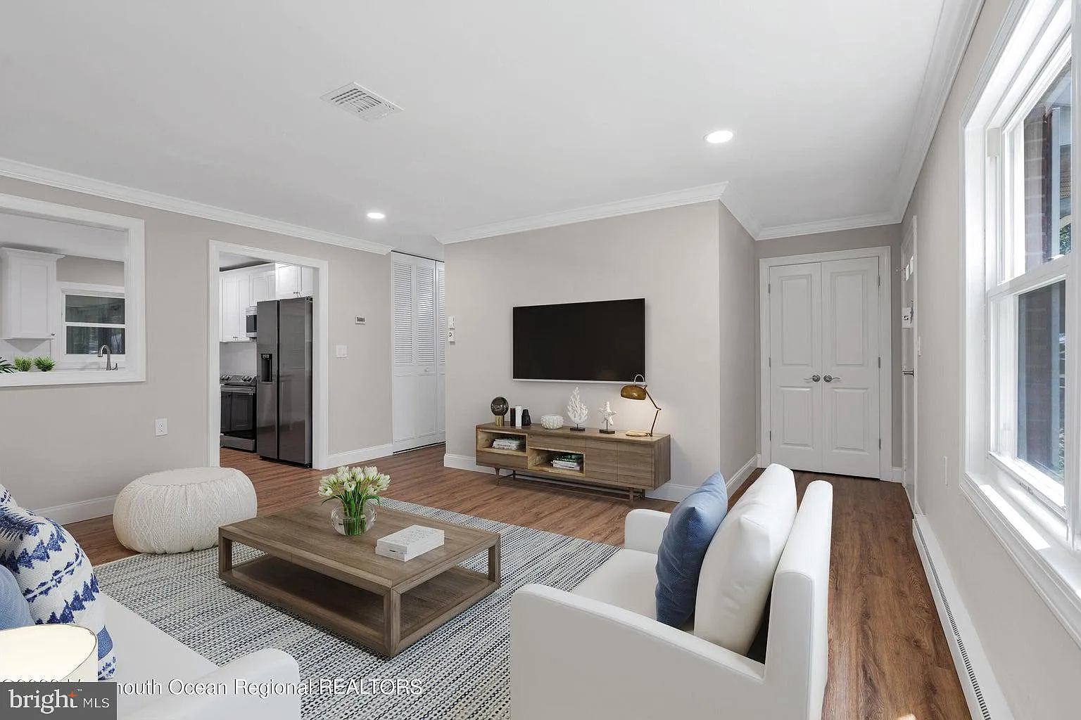 88 Dorchester Dr photo 1
