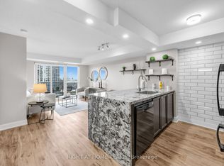 125 Village Green Sq #1907, Toronto, ON M1S 0G3