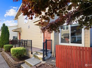 2902 13th St APT 5B, Everett, WA 98201