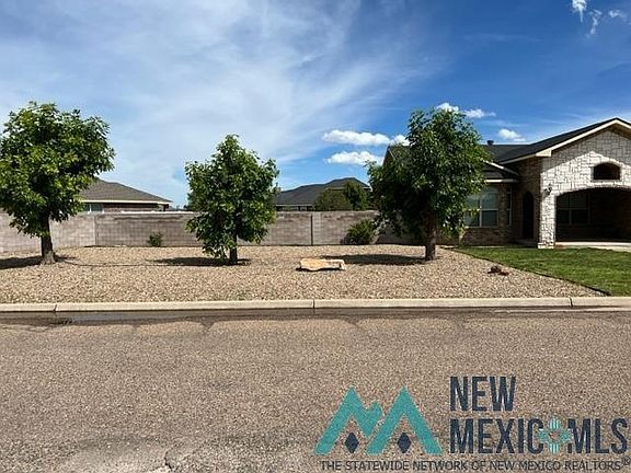 2nd image of 1236 Oakwood Cir