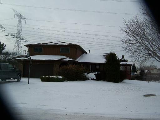 1st image of 15526 Willow Ct