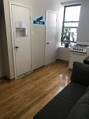 Rented by Fifth & Forever LLC | media 14