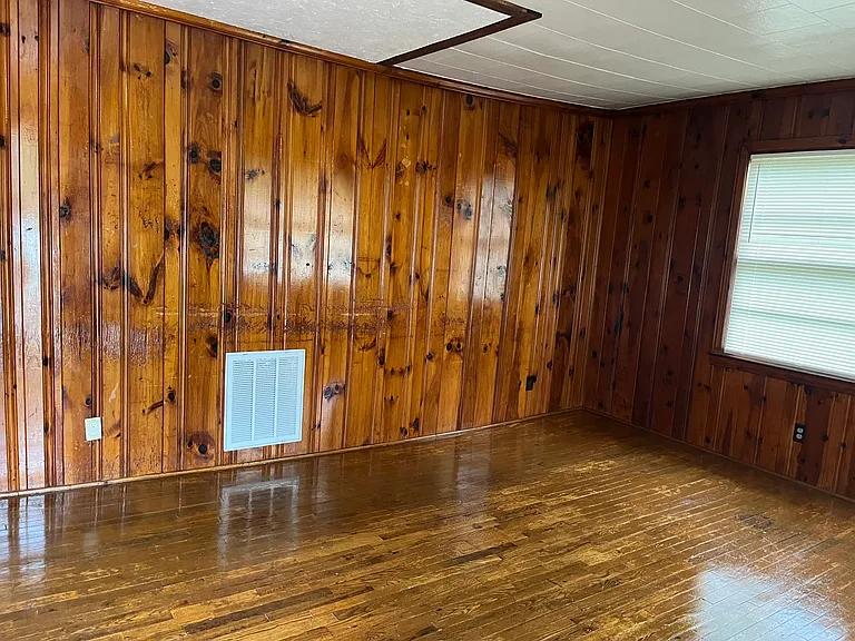 154 Endsley Ave — Photo 3