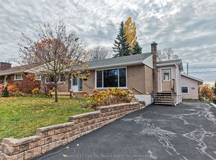 847 Vimy St, North Bay, ON P1B 5B6