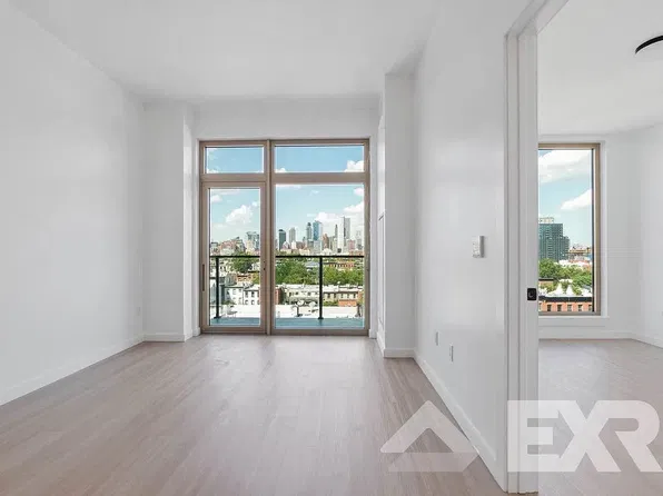 33 4th Street image 1 of 16