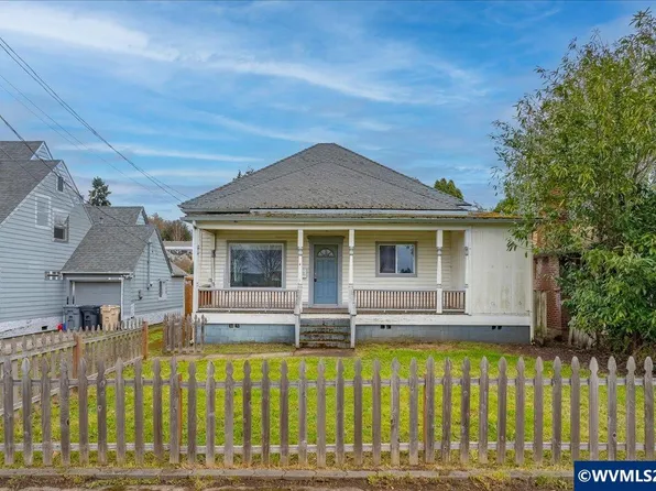 49 S Main St, Lebanon, OR 97355