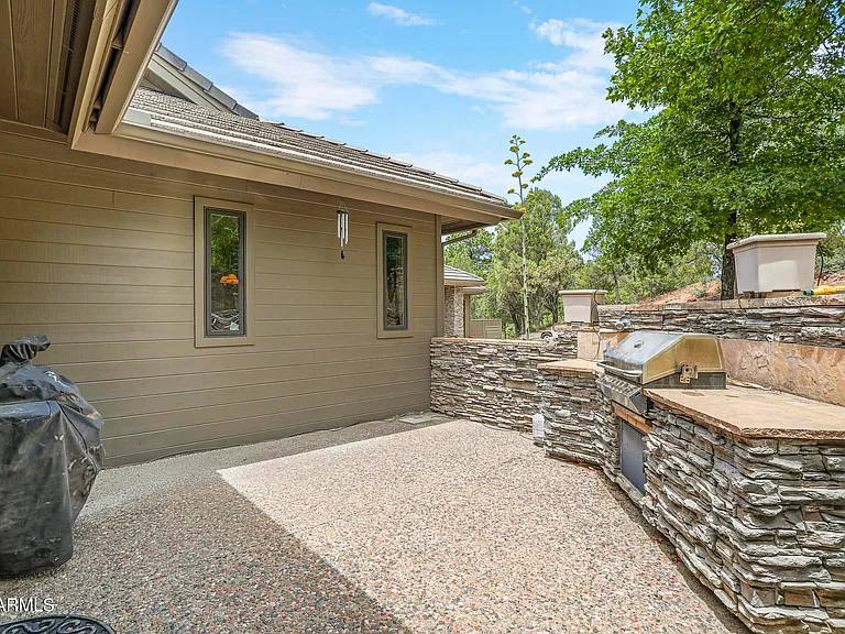804 N Grapevine Dr — Photo 14
