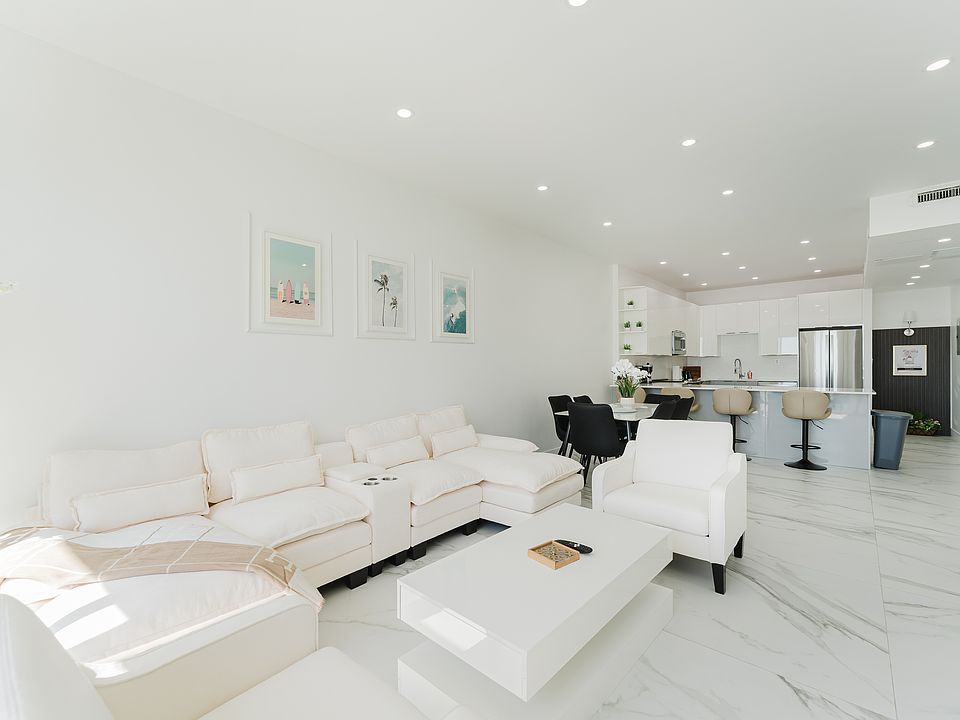 1st image of 19370 Collins Ave #Penthouse 3