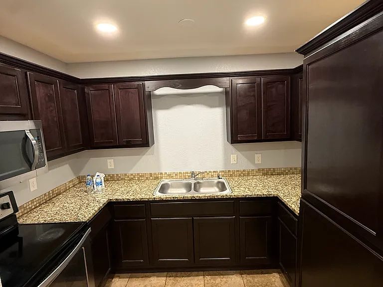 11114 Baywood St #101 — Photo 3