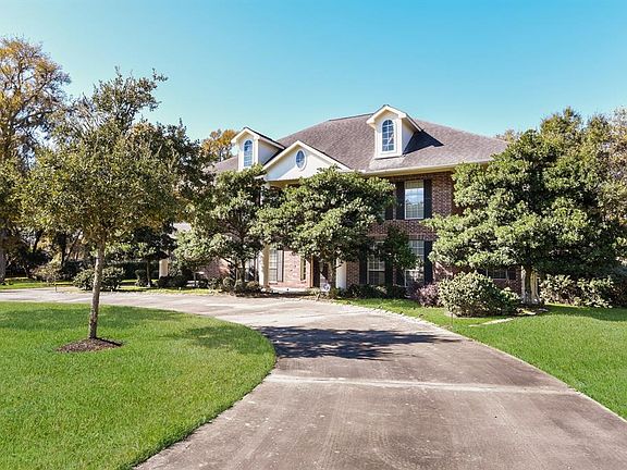 2nd image of 8834 Aubrey Ln