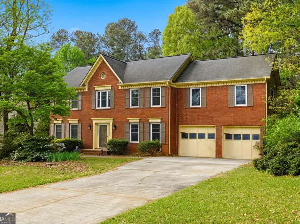 2560 Whitlock Trl, Lawrenceville, GA 30043