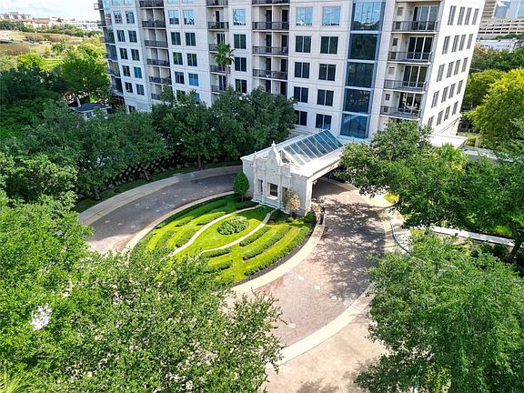 2nd image of 3333 Allen Pkwy Unit 502