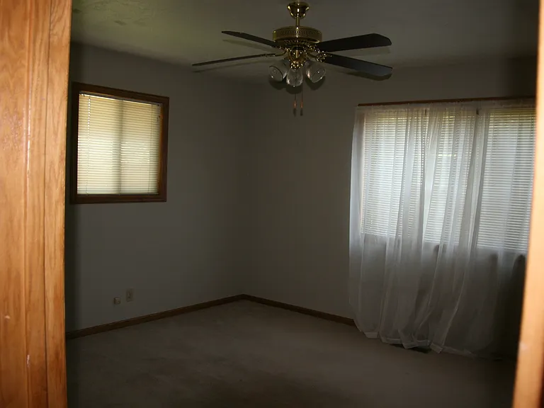 361 Sunset Dr — Photo 12