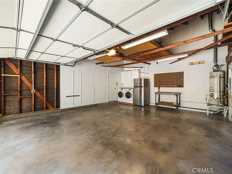 25262 Brigantine Dr — Photo 33