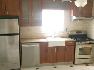 805 Anderson Ave, Fort Lee, NJ 07024