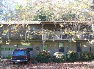 909 Hill Hollow Dr, Sevierville, TN 37876