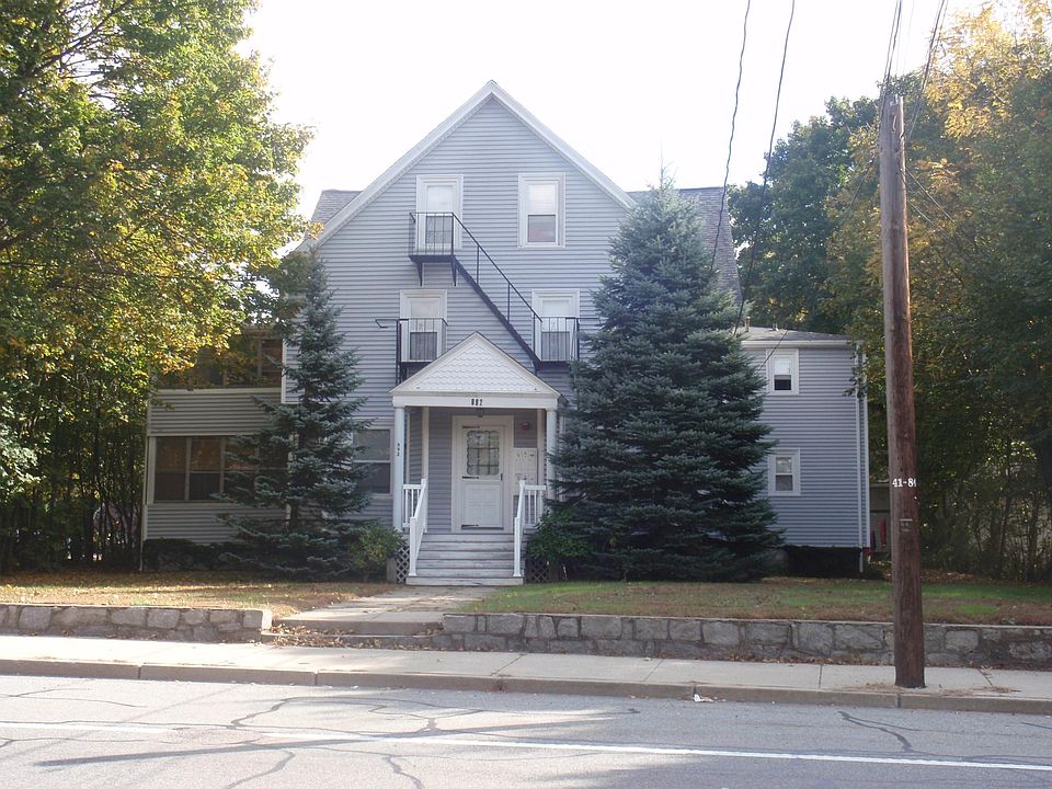 892 Mendon Rd Woonsocket RI Zillow