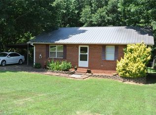 1147 Pine Top Rd, Lexington, NC 27295