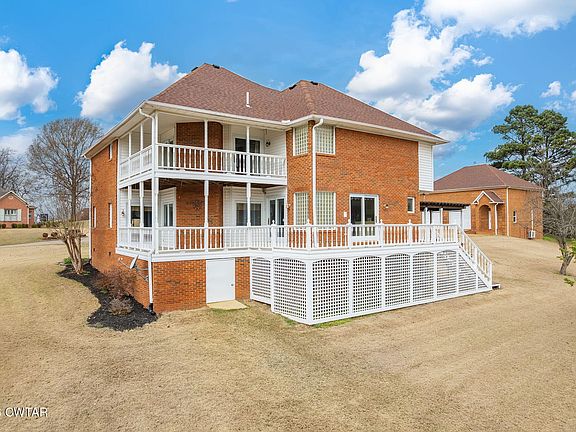 5th image of 103 April Cv