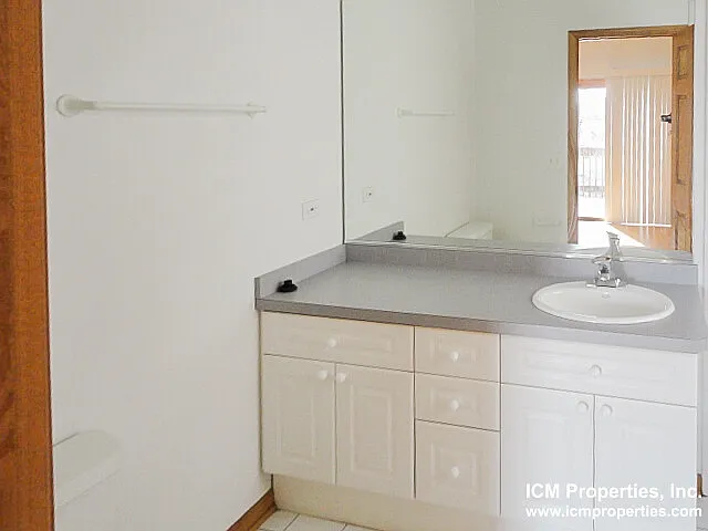 2653 N Wayne Ave #3 — Photo 11