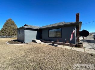 2 Chaffin Ln, Salmon, ID 83467