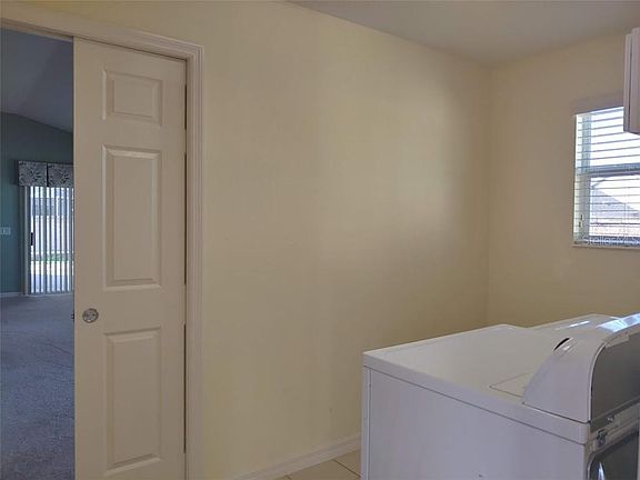 5th image of 1994 Carrotwood St