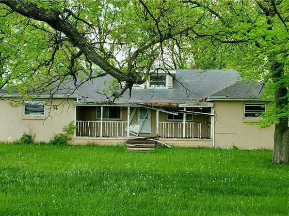 420 W Frederick Garland Rd, West Milton, OH 45383