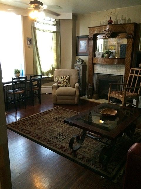 Unit 1- WoodFloor, Fireplace
