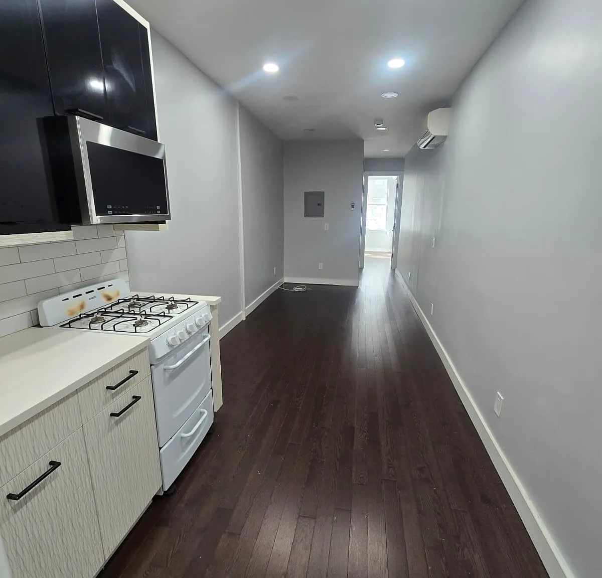2 bed, $2,200 — Photo 2
