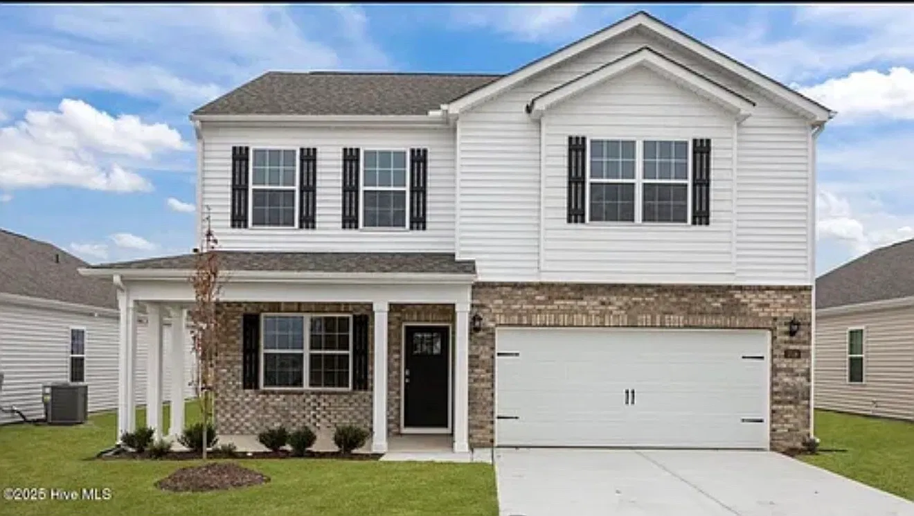3 bed, 2.5 bath, 2175 sqft, $2,500 — Photo 1