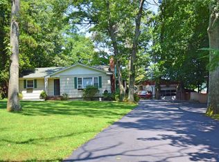 325 Middle Country Rd APT B, Coram, NY 11727