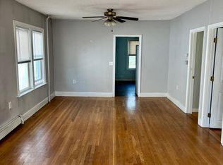 43 Tweed St FLOOR 1, Pawtucket, RI 02861