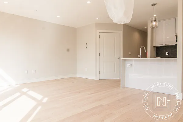 Rented by Nolita Group | media 14