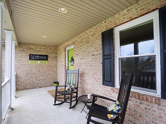 3rd image of 6246 Deerhaven Ln