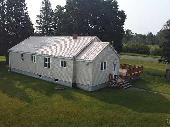 3rd image of 13979 Arnheim Rd
