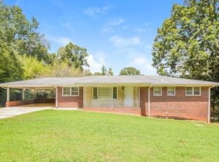 322 Kemolay Rd SW, Mableton, GA 30126