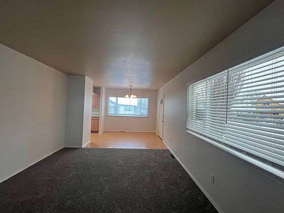 4th image of 801 S 13th Ave