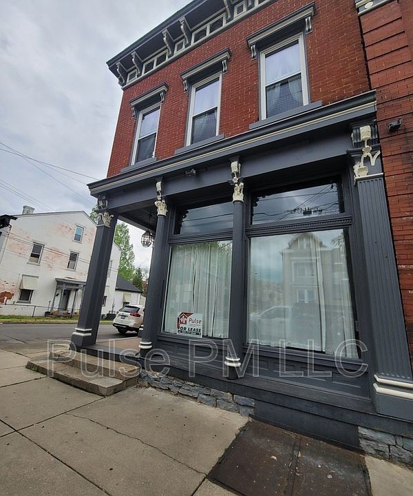 2nd image of 1602 Greenup St