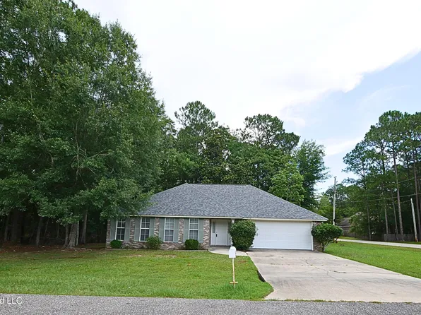 846 Kimo Ct, Diamondhead, MS 39525