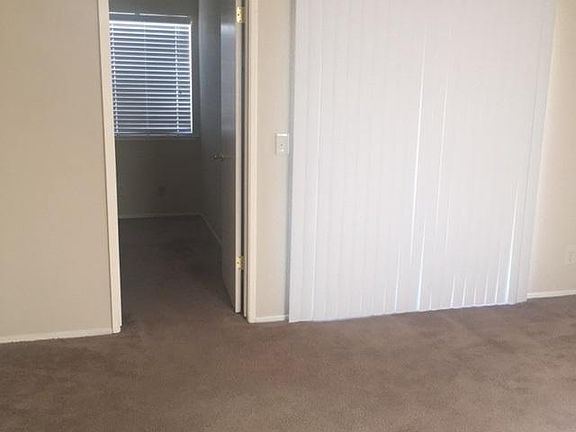 5th image of 1586 Heather Dr APT 202