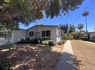 409 Townsite Dr, Vista, CA 92084