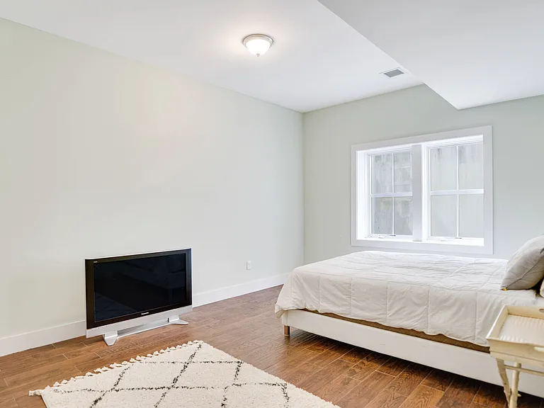 129 Narrow Ln — Photo 30