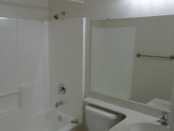 5th image of 4136 35th St APT 7