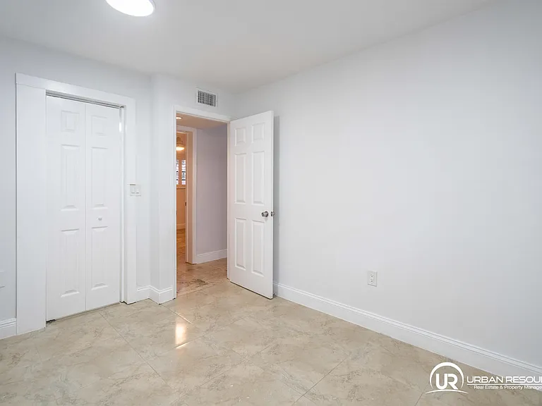 3265 Virginia St #11 — Photo 33