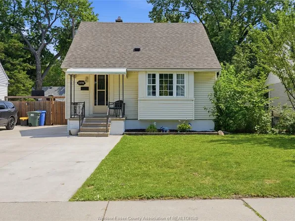 1870 Francois Rd, Windsor, ON N8W 4S7