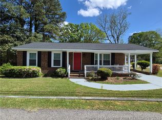 103 Robeson St, Lumberton, NC 28358