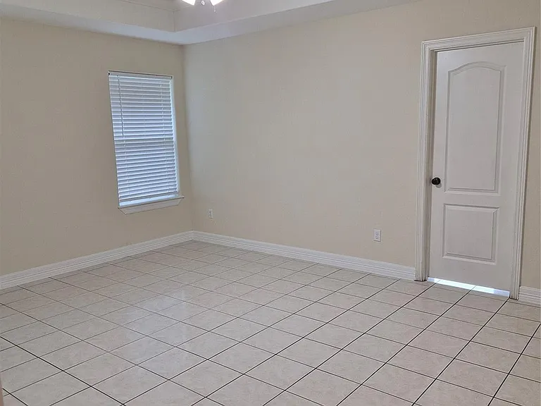 218 Majestic Oak Cir — Photo 7