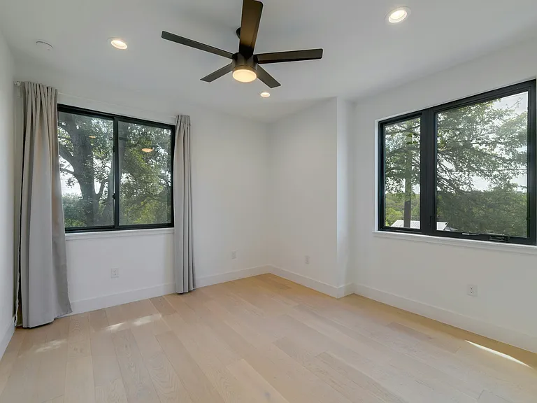 1205 Deloney St #A — Photo 21