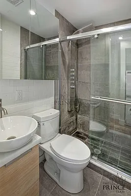 Rented by Compass | media 27