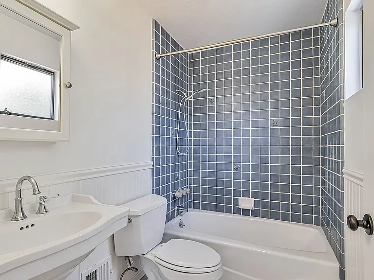86 N Springer Rd — Photo 11